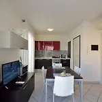 Appartamento Bilocale Con Balcone Mina 6 *