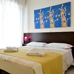 Bilocale Con Balcone Mina 6 *