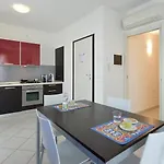 Appartamento Bilocale Con Balcone Mina 6
