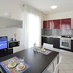 Bilocale Con Balcone Mina 6 Cattolica