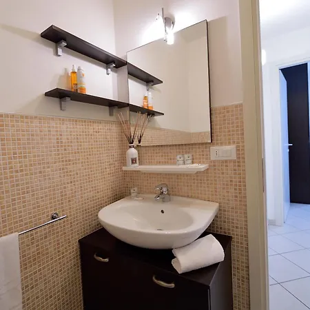 Bilocale Con Balcone Mina 6