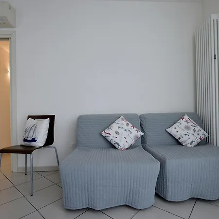 Bilocale Con Balcone Mina 6 Cattolica