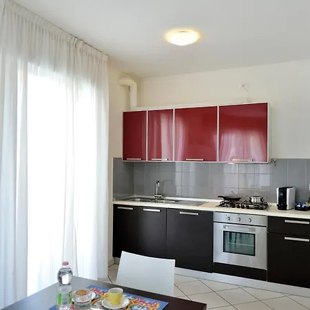 Bilocale Con Balcone Mina 6