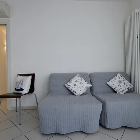 Bilocale Con Balcone Mina 6 * Cattolica