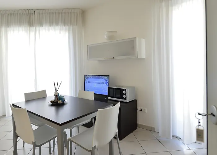 Bilocale Con Balcone Mina 6