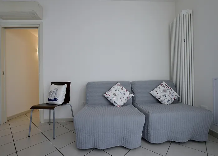 Bilocale Con Balcone Mina 6 * Каттолика